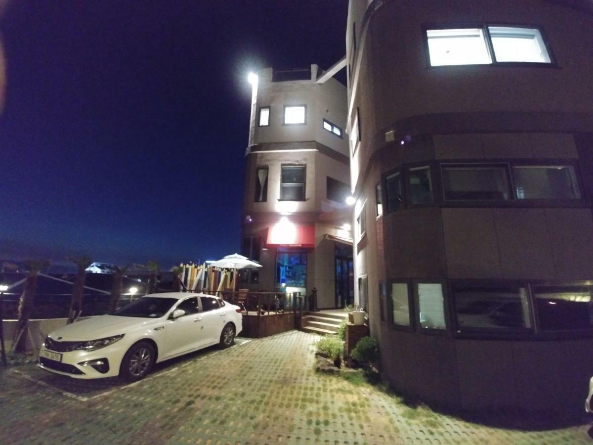 La Masion Benie Villa Seogwipo-stad Buitenkant foto